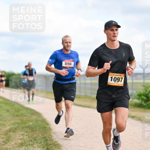 14.09.2025 - Airport Race Dr. Thomas Lammeyer http://msf.ph/oto/8863352 14.09.2025 12:02:57 Laufen 898, 1097 meine-sportfotos.de