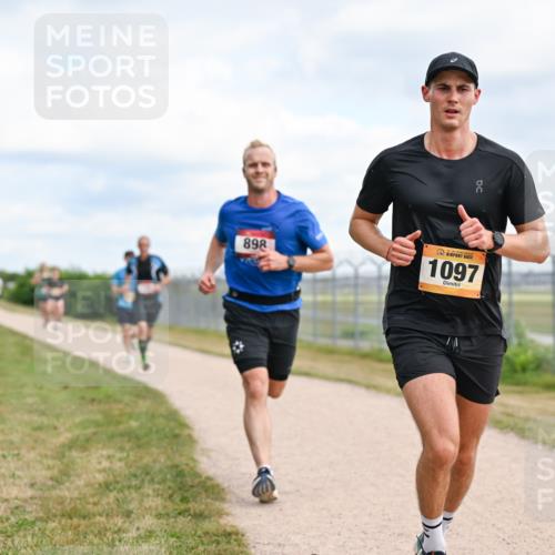 14.09.2025 - Airport Race Dr. Thomas Lammeyer http://msf.ph/oto/8863361 14.09.2025 12:02:57 Laufen 898, 1097 meine-sportfotos.de