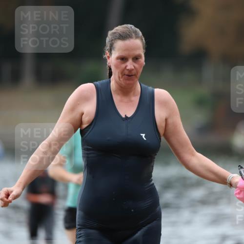 14.09.2025 - Stadtparktriathlon Michael Strokosch http://msf.ph/oto/8863362 14.09.2025 10:18:15 Schwimmen 638, 655, 678 meine-sportfotos.de