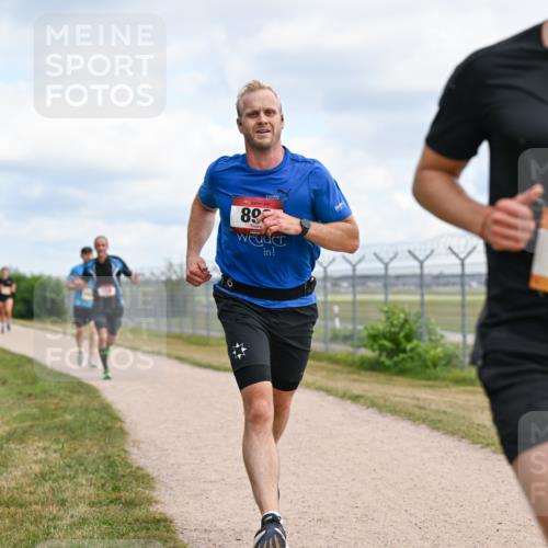 14.09.2025 - Airport Race Dr. Thomas Lammeyer http://msf.ph/oto/8863372 14.09.2025 12:02:58 Laufen 892, 1097 meine-sportfotos.de