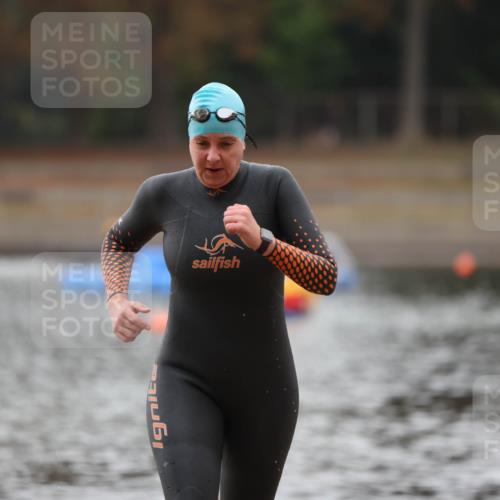 14.09.2025 - Stadtparktriathlon Michael Strokosch http://msf.ph/oto/8863384 14.09.2025 10:18:24 Schwimmen 638 meine-sportfotos.de