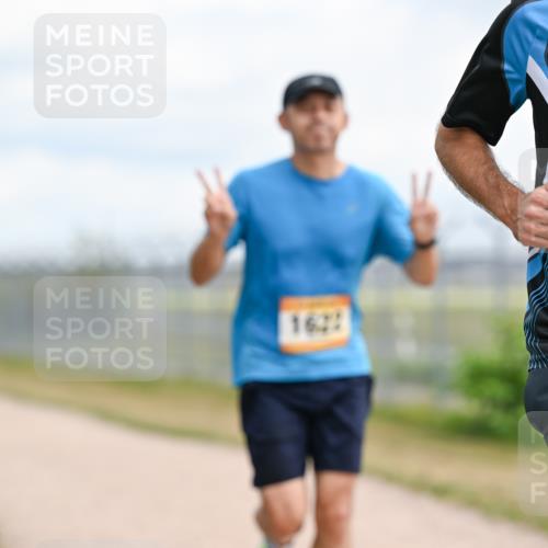 14.09.2025 - Airport Race Dr. Thomas Lammeyer http://msf.ph/oto/8863417 14.09.2025 12:03:02 Laufen 1622, 42, 114 meine-sportfotos.de