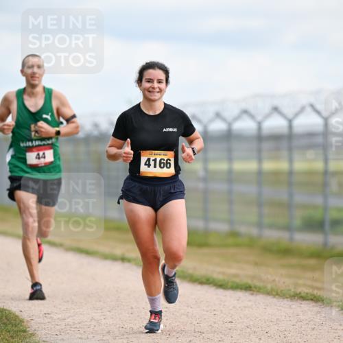 14.09.2025 - Airport Race Dr. Thomas Lammeyer http://msf.ph/oto/8863437 14.09.2025 12:03:05 Laufen 44, 4166 meine-sportfotos.de