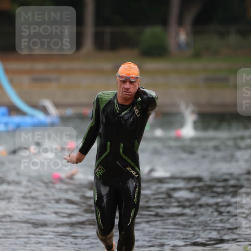 14.09.2025 - Stadtparktriathlon Michael Strokosch http://msf.ph/oto/8863478 14.09.2025 10:30:05 Schwimmen 783 meine-sportfotos.de