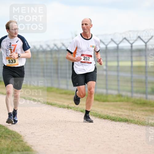 14.09.2025 - Airport Race Dr. Thomas Lammeyer http://msf.ph/oto/8863508 14.09.2025 12:03:13 Laufen 533, 252 meine-sportfotos.de