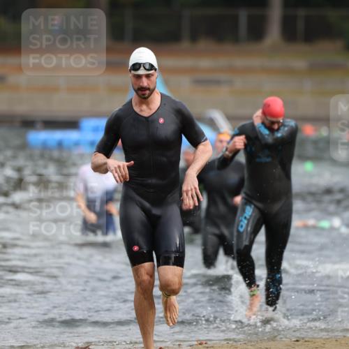 14.09.2025 - Stadtparktriathlon Michael Strokosch http://msf.ph/oto/8863534 14.09.2025 10:30:32 Schwimmen 727, 752, 767, 769, 770, 777, 798 meine-sportfotos.de
