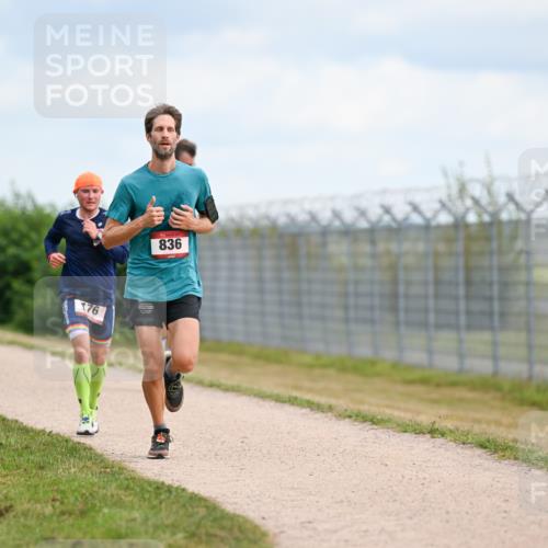 14.09.2025 - Airport Race Dr. Thomas Lammeyer http://msf.ph/oto/8863573 14.09.2025 12:03:25 Laufen 176, 836 meine-sportfotos.de