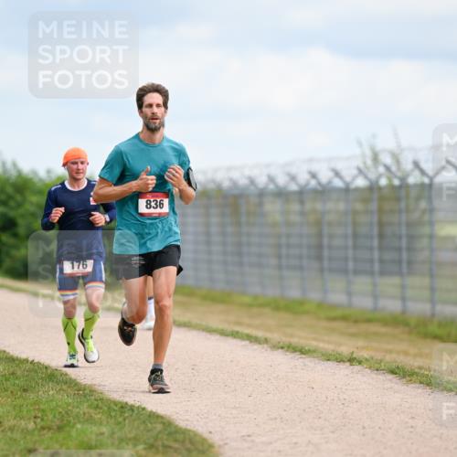 14.09.2025 - Airport Race Dr. Thomas Lammeyer http://msf.ph/oto/8863576 14.09.2025 12:03:25 Laufen 176, 836 meine-sportfotos.de