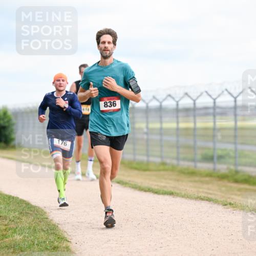 14.09.2025 - Airport Race Dr. Thomas Lammeyer http://msf.ph/oto/8863598 14.09.2025 12:03:27 Laufen 176, 836 meine-sportfotos.de