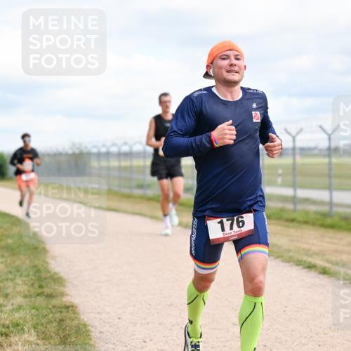 14.09.2025 - Airport Race Dr. Thomas Lammeyer http://msf.ph/oto/8863666 14.09.2025 12:03:31 Laufen 176 meine-sportfotos.de