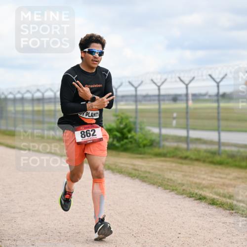 14.09.2025 - Airport Race Dr. Thomas Lammeyer http://msf.ph/oto/8863695 14.09.2025 12:03:34 Laufen 862 meine-sportfotos.de