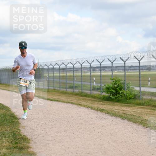 14.09.2025 - Airport Race Dr. Thomas Lammeyer http://msf.ph/oto/8863709 14.09.2025 12:03:36 Laufen 938, 938 meine-sportfotos.de