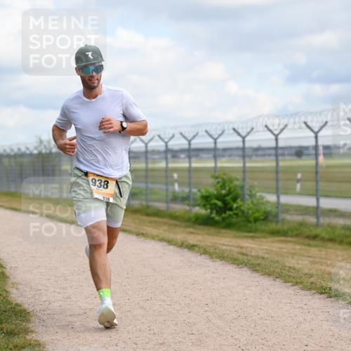 14.09.2025 - Airport Race Dr. Thomas Lammeyer http://msf.ph/oto/8863737 14.09.2025 12:03:37 Laufen 938, 938 meine-sportfotos.de