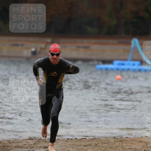 14.09.2025 - Stadtparktriathlon Michael Strokosch http://msf.ph/oto/8863769 14.09.2025 08:49:09 Schwimmen 315 meine-sportfotos.de