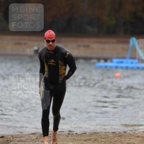 14.09.2025 - Stadtparktriathlon Michael Strokosch http://msf.ph/oto/8863771 14.09.2025 08:49:09 Schwimmen 315 meine-sportfotos.de