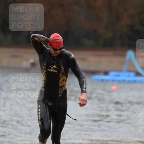 14.09.2025 - Stadtparktriathlon Michael Strokosch http://msf.ph/oto/8863774 14.09.2025 08:49:10 Schwimmen 315 meine-sportfotos.de