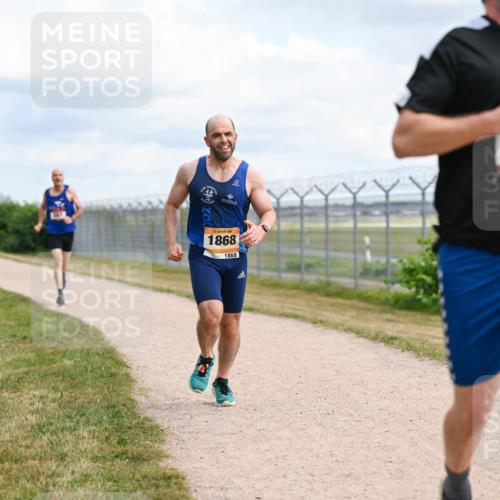 14.09.2025 - Airport Race Dr. Thomas Lammeyer http://msf.ph/oto/8863873 14.09.2025 12:03:47 Laufen 1868, 1868, 730 meine-sportfotos.de