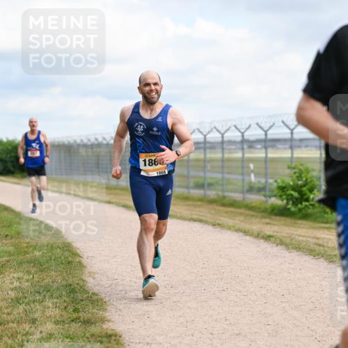 14.09.2025 - Airport Race Dr. Thomas Lammeyer http://msf.ph/oto/8863875 14.09.2025 12:03:47 Laufen 186, 1868, 730 meine-sportfotos.de