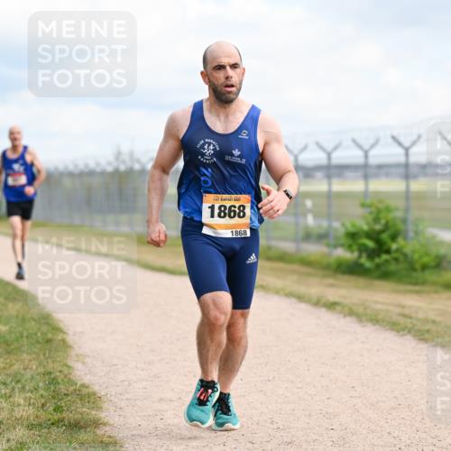 14.09.2025 - Airport Race Dr. Thomas Lammeyer http://msf.ph/oto/8863884 14.09.2025 12:03:48 Laufen 1868, 1868 meine-sportfotos.de