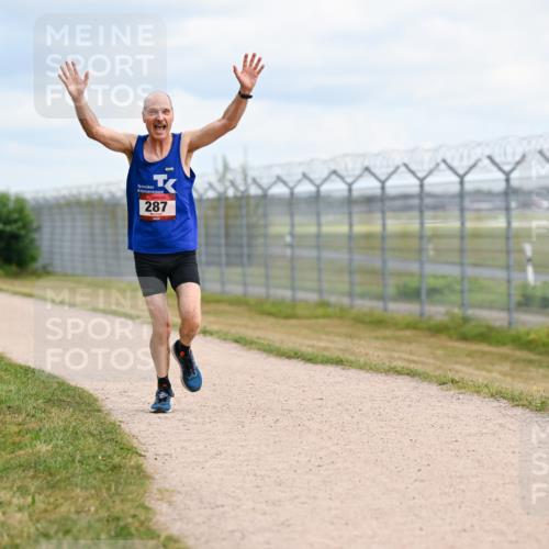 14.09.2025 - Airport Race Dr. Thomas Lammeyer http://msf.ph/oto/8863889 14.09.2025 12:03:49 Laufen 287 meine-sportfotos.de