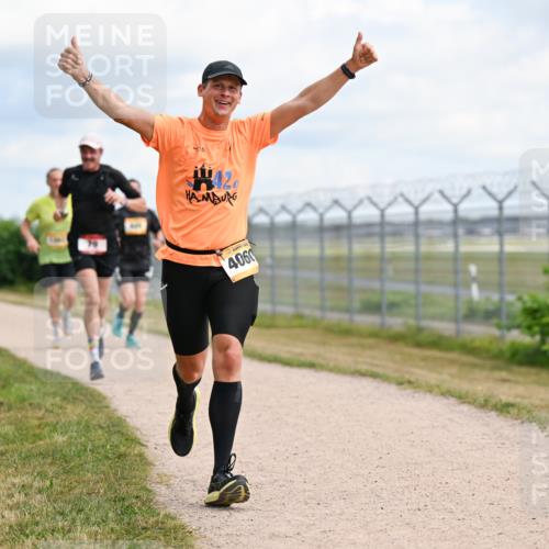 14.09.2025 - Airport Race Dr. Thomas Lammeyer http://msf.ph/oto/8863958 14.09.2025 12:03:54 Laufen 42, 4060 meine-sportfotos.de
