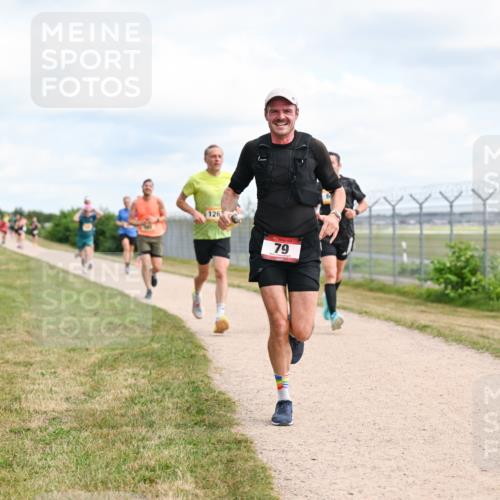 14.09.2025 - Airport Race Dr. Thomas Lammeyer http://msf.ph/oto/8864005 14.09.2025 12:03:57 Laufen 126, 79 meine-sportfotos.de
