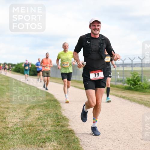 14.09.2025 - Airport Race Dr. Thomas Lammeyer http://msf.ph/oto/8864014 14.09.2025 12:03:58 Laufen 1262, 79, 605 meine-sportfotos.de