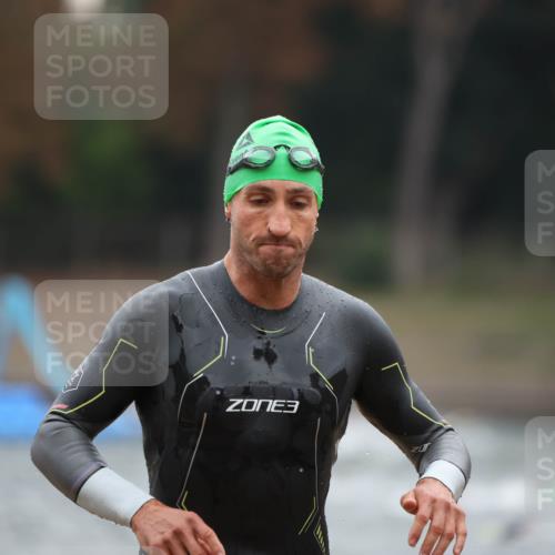 14.09.2025 - Stadtparktriathlon Michael Strokosch http://msf.ph/oto/8864054 14.09.2025 08:50:30 Schwimmen 330 meine-sportfotos.de