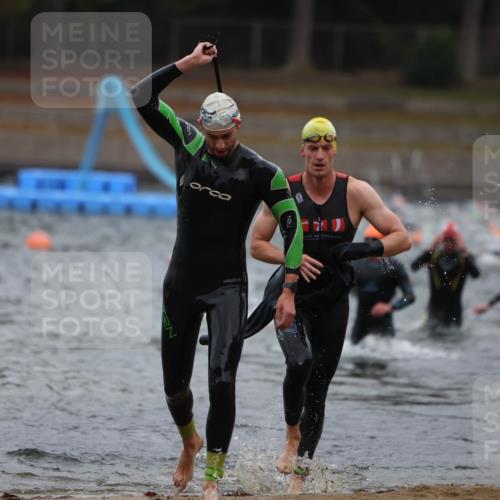 14.09.2025 - Stadtparktriathlon Michael Strokosch http://msf.ph/oto/8864079 14.09.2025 08:50:46 Schwimmen 314, 322, 365 meine-sportfotos.de