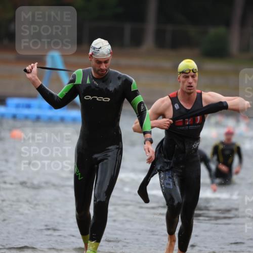 14.09.2025 - Stadtparktriathlon Michael Strokosch http://msf.ph/oto/8864082 14.09.2025 08:50:46 Schwimmen 314, 322, 365 meine-sportfotos.de