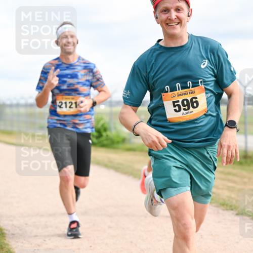 14.09.2025 - Airport Race Dr. Thomas Lammeyer http://msf.ph/oto/8864150 14.09.2025 12:04:06 Laufen 2121, 202, 596 meine-sportfotos.de