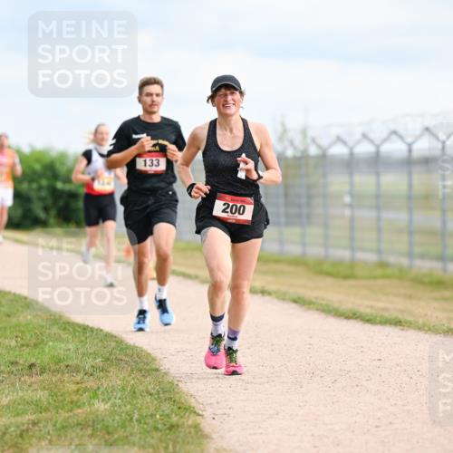 14.09.2025 - Airport Race Dr. Thomas Lammeyer http://msf.ph/oto/8864185 14.09.2025 12:04:14 Laufen 724, 133, 200 meine-sportfotos.de