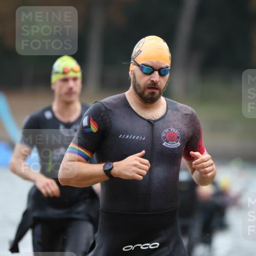 14.09.2025 - Stadtparktriathlon Michael Strokosch http://msf.ph/oto/8864315 14.09.2025 08:51:47 Schwimmen 304, 323, 326, 333, 342, 345, 352, 358, 362, 363, 370, 371, 375 meine-sportfotos.de