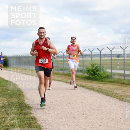 14.09.2025 - Airport Race Dr. Thomas Lammeyer http://msf.ph/oto/8864329 14.09.2025 12:04:23 Laufen 799, 1193 meine-sportfotos.de