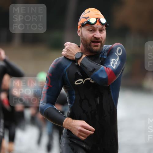 14.09.2025 - Stadtparktriathlon Michael Strokosch http://msf.ph/oto/8864331 14.09.2025 08:51:51 Schwimmen 304, 323, 326, 333, 342, 352, 358, 362, 363, 371 meine-sportfotos.de