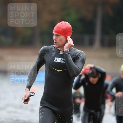 14.09.2025 - Stadtparktriathlon Michael Strokosch http://msf.ph/oto/8864334 14.09.2025 08:51:52 Schwimmen 304, 326, 333, 342, 352, 358, 362, 363, 371 meine-sportfotos.de