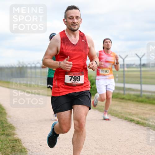 14.09.2025 - Airport Race Dr. Thomas Lammeyer http://msf.ph/oto/8864357 14.09.2025 12:04:24 Laufen 799, 1193 meine-sportfotos.de