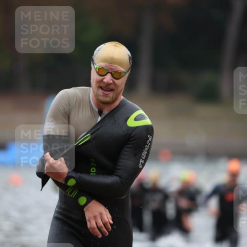 14.09.2025 - Stadtparktriathlon Michael Strokosch http://msf.ph/oto/8864371 14.09.2025 08:52:00 Schwimmen 304, 328, 333, 337, 341, 342, 358, 366, 372, 451 meine-sportfotos.de