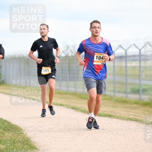 14.09.2025 - Airport Race Dr. Thomas Lammeyer http://msf.ph/oto/8864404 14.09.2025 12:04:31 Laufen 345, 1045, 1045 meine-sportfotos.de