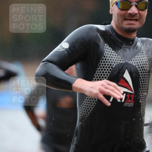 14.09.2025 - Stadtparktriathlon Michael Strokosch http://msf.ph/oto/8864412 14.09.2025 08:52:10 Schwimmen 316, 325, 327, 328, 332, 337, 341, 366, 372, 451 meine-sportfotos.de