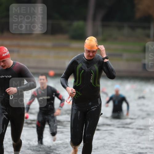14.09.2025 - Stadtparktriathlon Michael Strokosch http://msf.ph/oto/8864440 14.09.2025 08:52:17 Schwimmen 316, 325, 327, 332, 349 meine-sportfotos.de