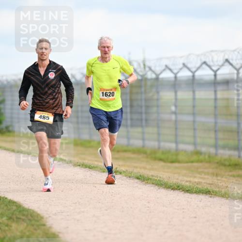14.09.2025 - Airport Race Dr. Thomas Lammeyer http://msf.ph/oto/8864481 14.09.2025 12:04:37 Laufen 485, 1620 meine-sportfotos.de