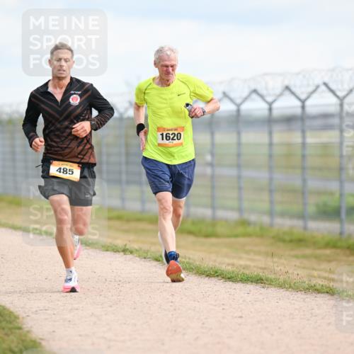 14.09.2025 - Airport Race Dr. Thomas Lammeyer http://msf.ph/oto/8864493 14.09.2025 12:04:38 Laufen 485, 1620 meine-sportfotos.de