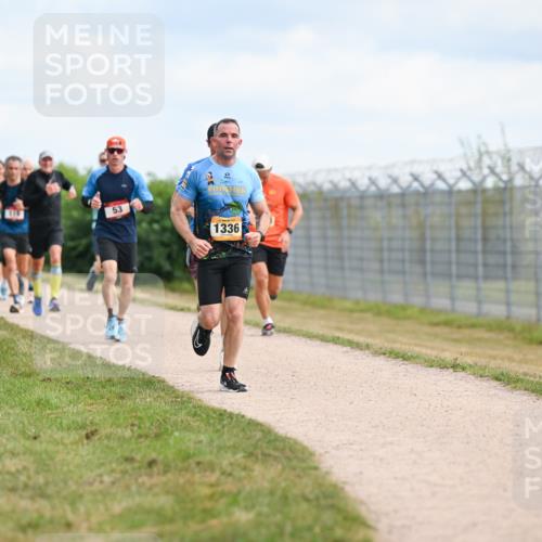 14.09.2025 - Airport Race Dr. Thomas Lammeyer http://msf.ph/oto/8864537 14.09.2025 12:04:41 Laufen 53, 1336 meine-sportfotos.de