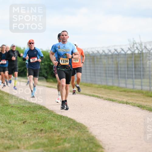14.09.2025 - Airport Race Dr. Thomas Lammeyer http://msf.ph/oto/8864540 14.09.2025 12:04:41 Laufen 53, 1336, 1828 meine-sportfotos.de