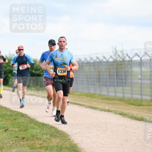 14.09.2025 - Airport Race Dr. Thomas Lammeyer http://msf.ph/oto/8864546 14.09.2025 12:04:42 Laufen 53, 18, 1336 meine-sportfotos.de