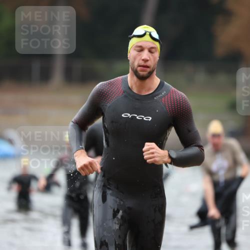 14.09.2025 - Stadtparktriathlon Michael Strokosch http://msf.ph/oto/8864551 14.09.2025 08:52:47 Schwimmen 320, 348, 353, 360, 369 meine-sportfotos.de