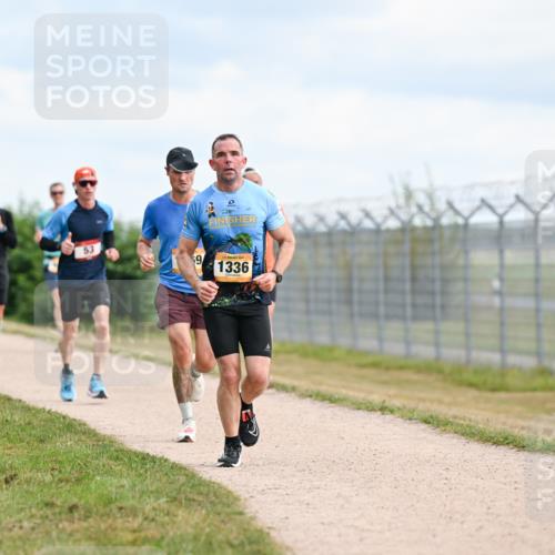 14.09.2025 - Airport Race Dr. Thomas Lammeyer http://msf.ph/oto/8864552 14.09.2025 12:04:42 Laufen 53, 9, 1336 meine-sportfotos.de
