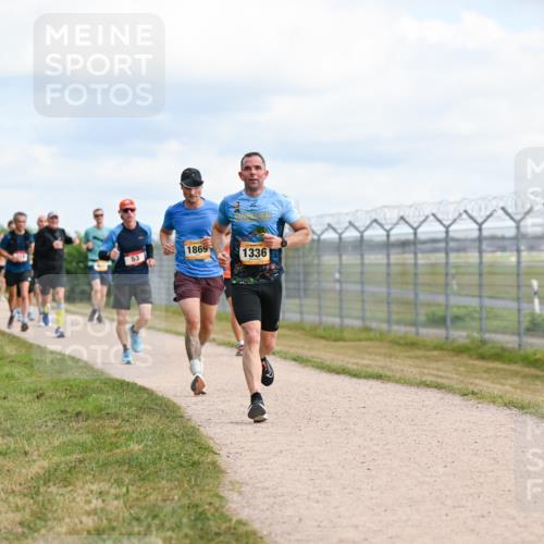 14.09.2025 - Airport Race Dr. Thomas Lammeyer http://msf.ph/oto/8864575 14.09.2025 12:04:43 Laufen 1869, 53, 9, 1336 meine-sportfotos.de