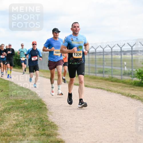 14.09.2025 - Airport Race Dr. Thomas Lammeyer http://msf.ph/oto/8864596 14.09.2025 12:04:44 Laufen 53, 1869, 1336 meine-sportfotos.de